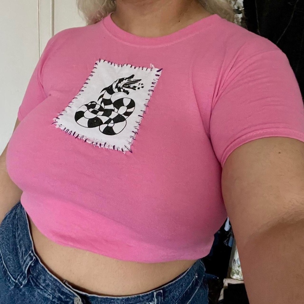 pink beetlejuice sandworm shirt